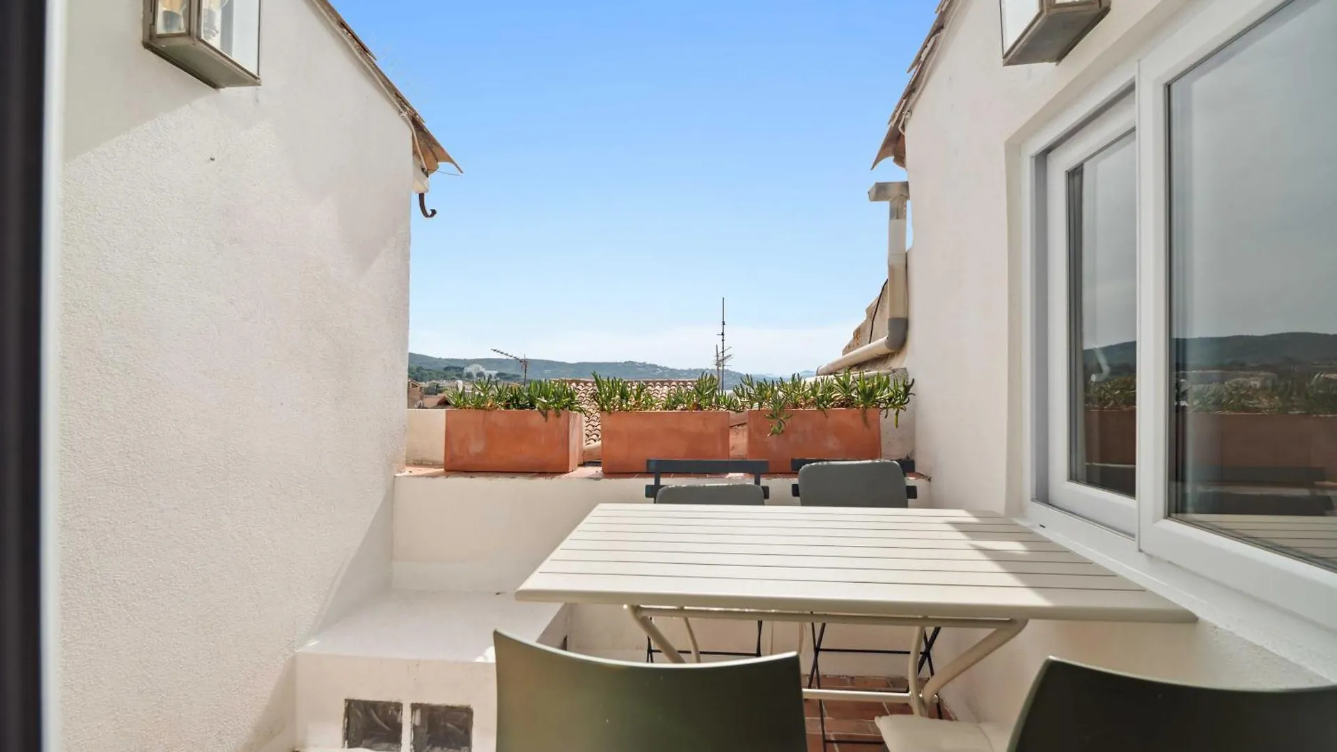 Magnificent apartment - AC- 2BR- Saint-Tropez